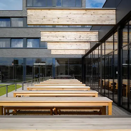 Pivotel Mmx Szálloda 3*