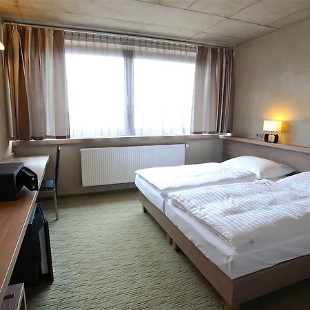 Pivotel Mmx Dobřichovice