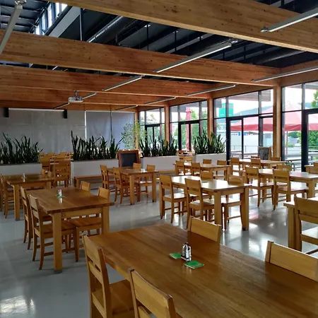 Hotel Pivotel Mmx 3*